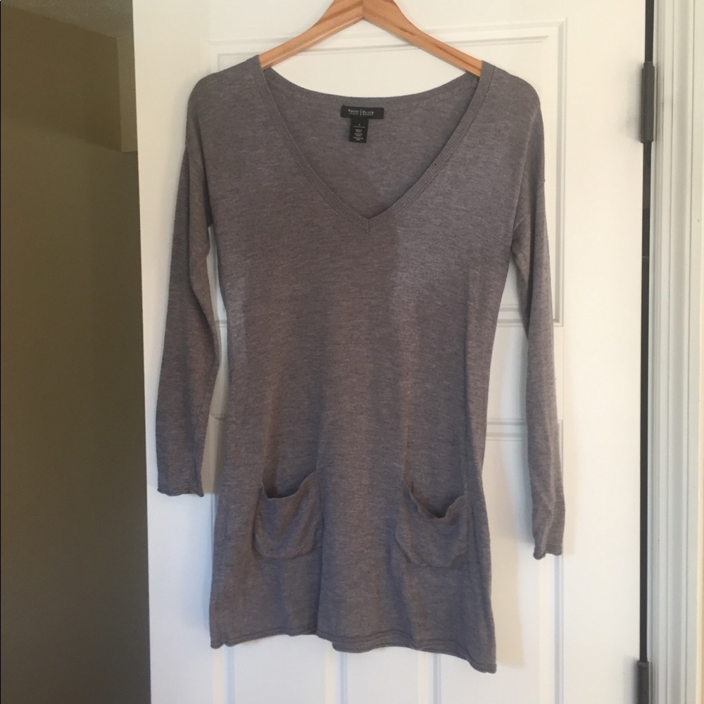 White House Black Market Tunic length gray sweater